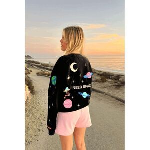 Dandy Worldwide Embroidered Space Black Crewneck Sweatshirt M